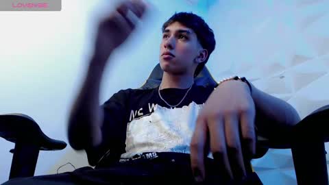 Snapshot of jake_tripp chatting on 12-24-24, 09:00 jake_tripp online show from 12-24-24, 09:00
