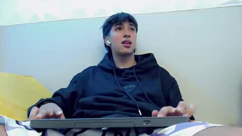 Snapshot of jake_tripp chatting on 09-26-25, 04:05 jake_tripp online show from 09-26-25, 04:05