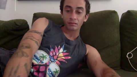 Snapshot of jakeandhissnakee chatting on 07-19-26, 04:44 jakeandhissnakee online show from 07-19-26, 04:44