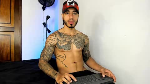 Snapshot of jakee_brown chatting on 01-25-25, 02:37 Santiago online show from 01-25-25, 02:37