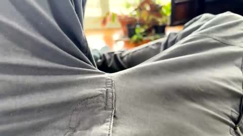 Snapshot of jakefucksmuff chatting on 10-22-25, 11:26 pussypleaser online show from 10-22-25, 11:26