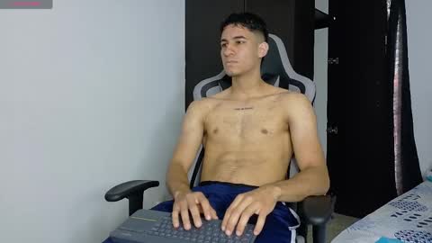 Snapshot of jakemonroe1 chatting on 04-15-26, 02:57 JakeMonroe online show from 04-15-26, 02:57