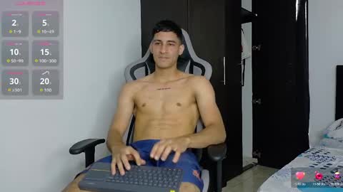 Snapshot of jakemonroe1 chatting on 04-17-26, 04:43 JakeMonroe online show from 04-17-26, 04:43
