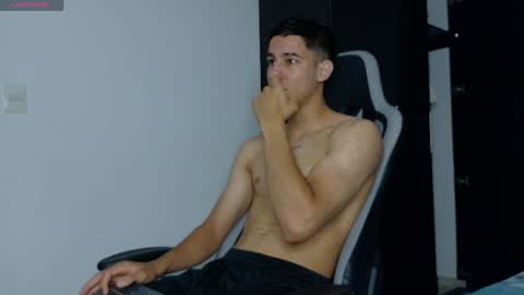 Snapshot of jakemonroe1 chatting on 04-28-26, 03:50 JakeMonroe online show from 04-28-26, 03:50