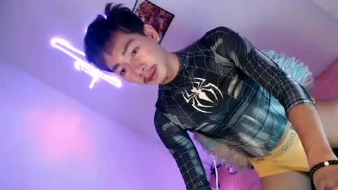 Snapshot of jam_bigcock69 chatting on 06-18-26, 06:13 Jam online show from 06-18-26, 06:13
