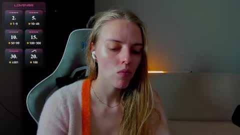 Sofia online show from 06-18-26, 06:46