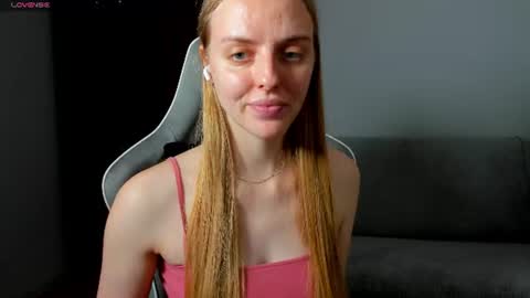 Sofia online show from 07-27-26, 10:22