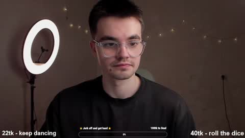 Snapshot of jame_flow chatting on 02-26-25, 12:49 Hey there Im Jame online show from 02-26-25, 12:49