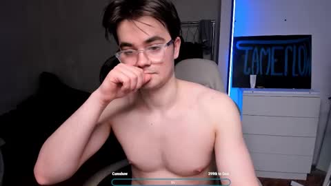 Snapshot of jame_flow chatting on 02-10-26, 09:19 Hey there Im Jame online show from 02-10-26, 09:19