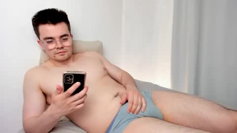 Hey there Im Jame online show from 04-24-26, 07:00