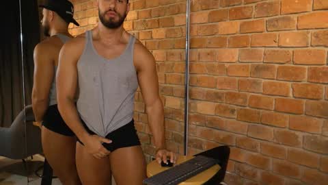 Snapshot of james_axel chatting on 12-05-24, 02:11 James Axel online show from 12-05-24, 02:11