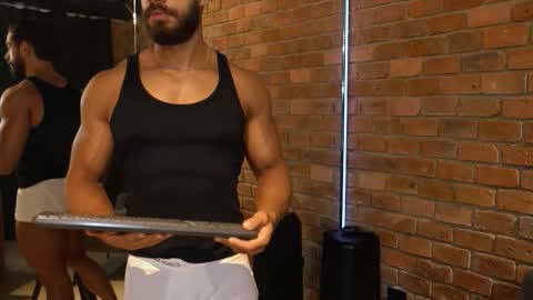 Snapshot of james_axel chatting on 10-27-25, 02:21 James Axel online show from 10-27-25, 02:21