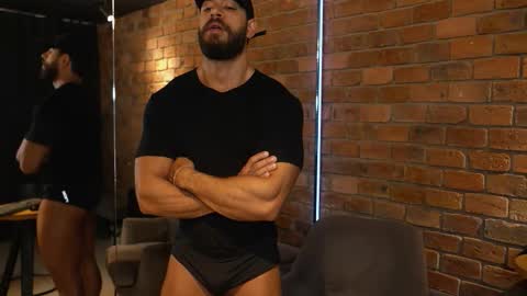 Snapshot of james_axel chatting on 01-10-26, 02:08 James Axel online show from 01-10-26, 02:08