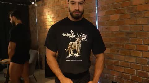 Snapshot of james_axel chatting on 02-07-26, 01:59 James Axel online show from 02-07-26, 01:59