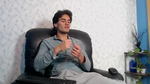 james_morrisonm online show from 04-22-26, 01:12