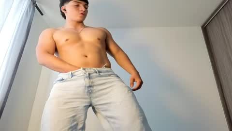 james_silva1 online show from 04-27-26, 02:15