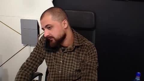 Snapshot of jamesmyersx chatting on 09-25-25, 05:22 JamesMyers online show from 09-25-25, 05:22