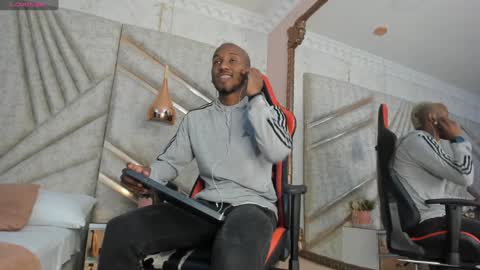 James  online show from 02-07-25, 12:17