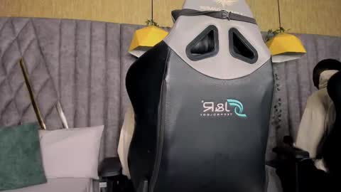 James  online show from 03-03-26, 11:54