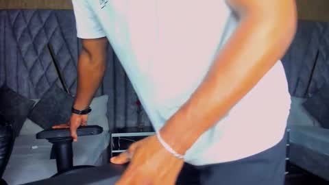 James  online show from 03-05-26, 11:34