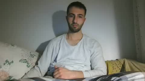 Snapshot of jamessandt chatting on 12-19-25, 06:48 jamessandt online show from 12-19-25, 06:48