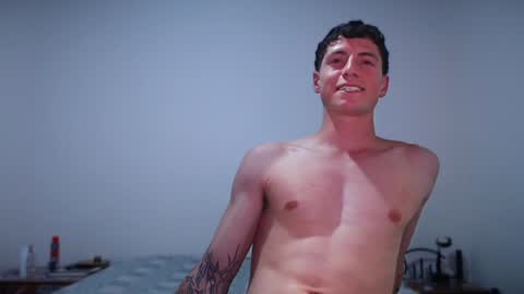 jamesss____ online show from 02-06-25, 06:46