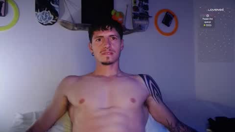 jamesss____ online show from 10-17-25, 04:48