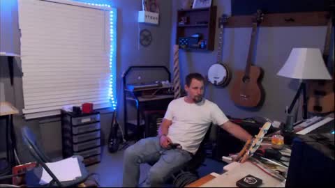 Jameswebbscope online show from 04-29-26, 09:35