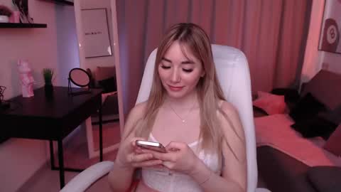 jamie_chung online show from 04-28-26, 02:27