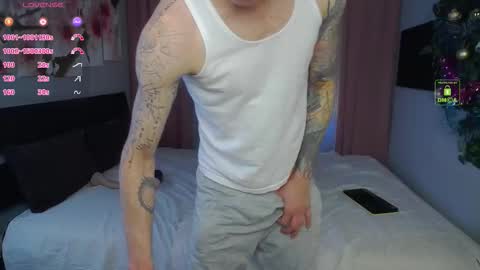 Snapshot of jamie_inked chatting on 01-17-26, 05:12 jamie inked online show from 01-17-26, 05:12
