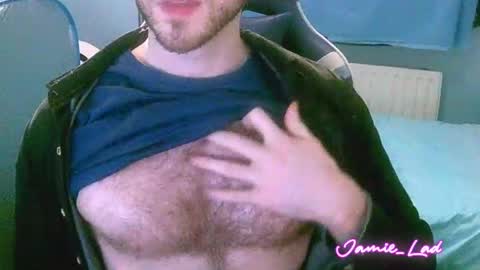 Snapshot of jamie_lad chatting on 01-04-25, 11:43 Jamie online show from 01-04-25, 11:43
