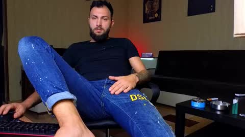 Robbie online show from 10-07-25, 05:37