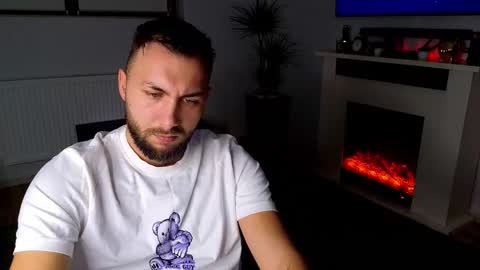 Robbie online show from 11-23-25, 08:03