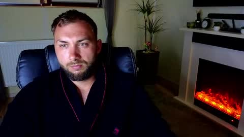 Robbie online show from 05-18-26, 06:08