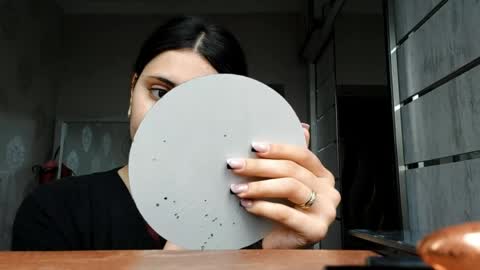 Niki online show from 04-27-26, 10:13