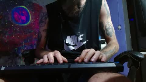 Jammes. online show from 02-06-25, 05:25