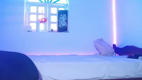 Jammes. online show from 09-26-25, 01:04