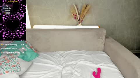 Snapshot of jane_broks chatting on 03-08-26, 02:04 jane_broks online show from 03-08-26, 02:04