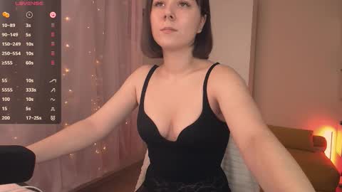 jane_kinn online show from 11-12-25, 09:03