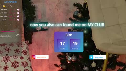 Snapshot of jane_meys chatting on 01-05-25, 11:15 your kitty JANE roawww online show from 01-05-25, 11:15