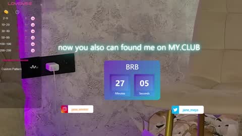 Snapshot of jane_meys chatting on 01-10-25, 08:07 your kitty JANE roawww online show from 01-10-25, 08:07