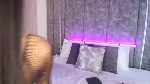 Snapshot of janedaviss chatting on 05-18-26, 07:41 janedaviss online show from 05-18-26, 07:41