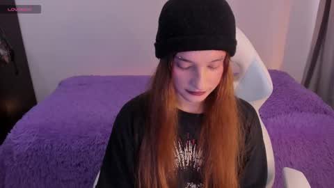 Jane online show from 11-19-25, 03:23