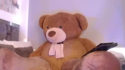 Snapshot of janeebony_ chatting on 09-20-25, 03:46 Jane online show from 09-20-25, 03:46
