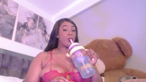 Snapshot of janeebony_ chatting on 10-10-25, 04:39 Jane online show from 10-10-25, 04:39