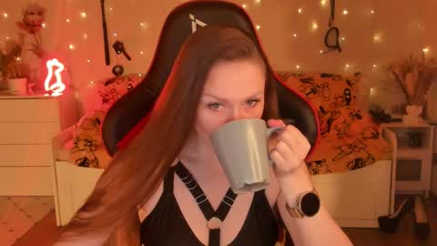 Jane online show from 12-14-25, 05:07