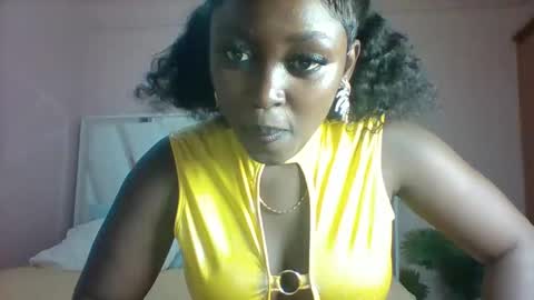Snapshot of janemimoh chatting on 05-06-26, 11:43 janemimoh online show from 05-06-26, 11:43