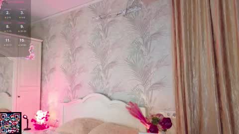 Snapshot of janepuff chatting on 09-11-25, 06:46 janepuff online show from 09-11-25, 06:46