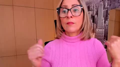 Snapshot of janeturner chatting on 02-26-26, 01:54 JANE TURNER MILF online show from 02-26-26, 01:54