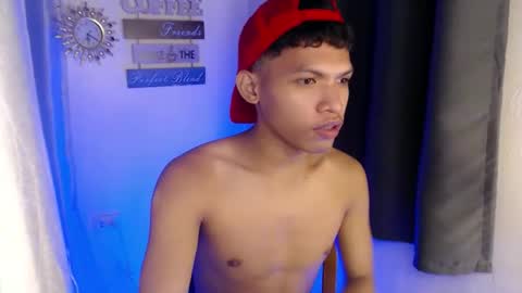 janlloyd04 online show from 10-21-25, 09:54